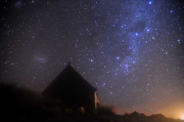 テカポ湖の星空のメイン画像