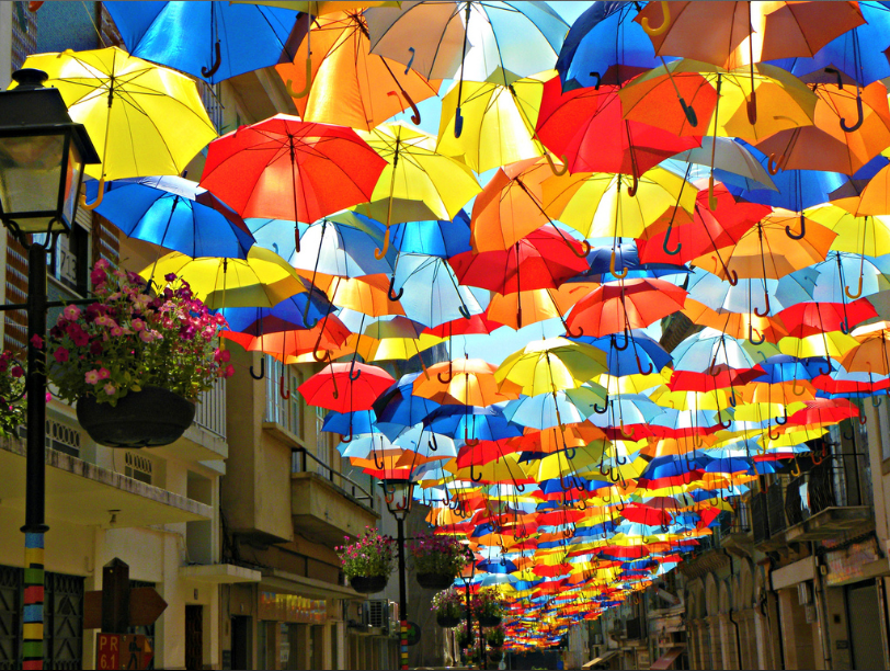 アグエダの傘の道のメイン画像