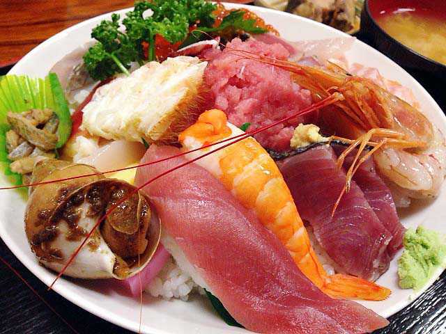 海鮮丼のメイン画像